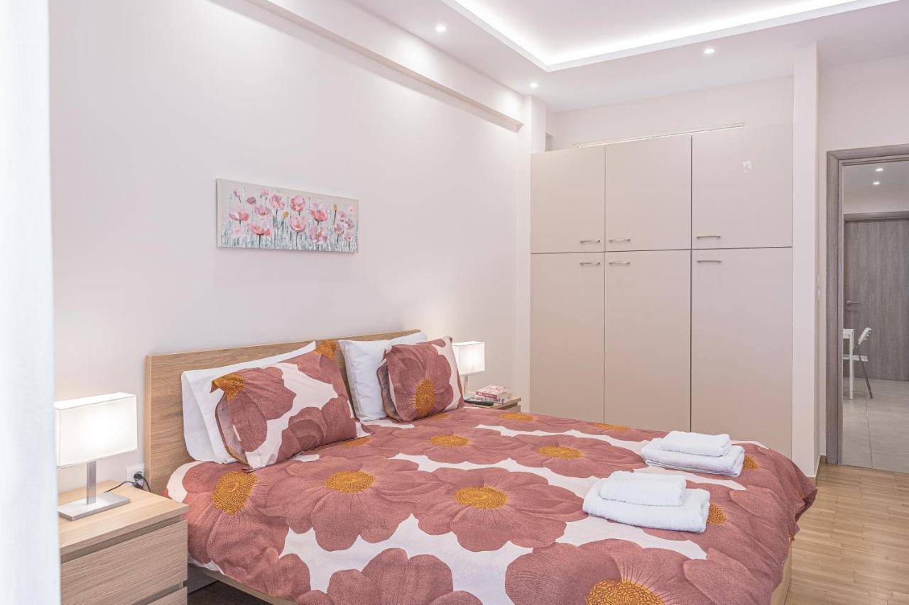 Amazing Apartment Near Metro Station! Athens Exterior photo