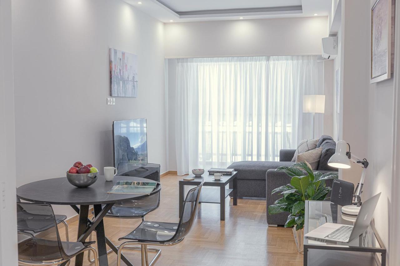 Amazing Apartment Near Metro Station! Athens Exterior photo